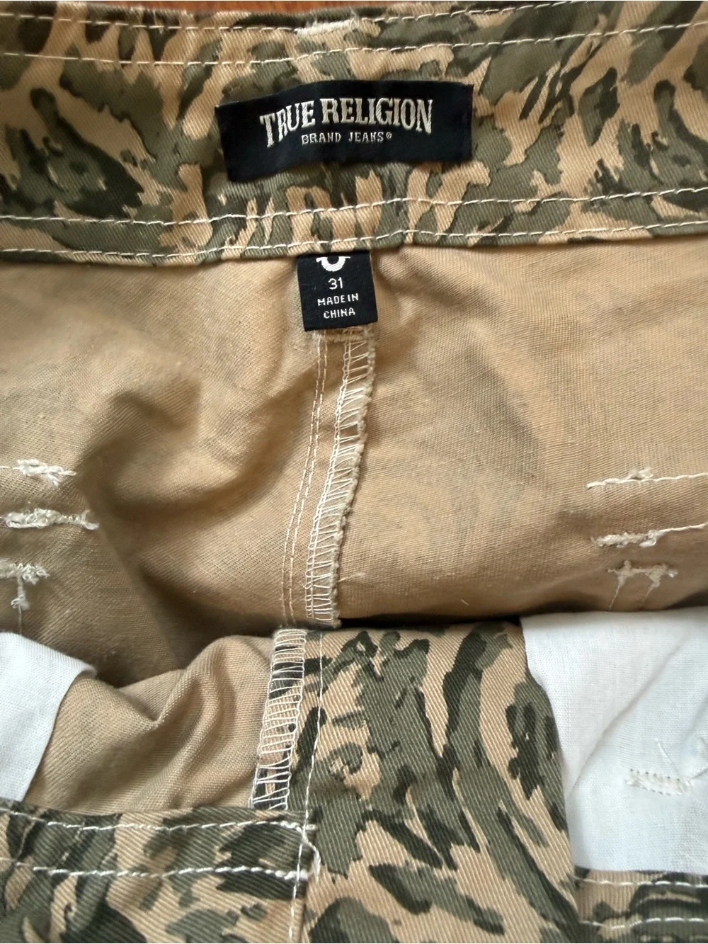 True Religion Camouflage Swirl Cargo Pants in Olive & Cream (31)